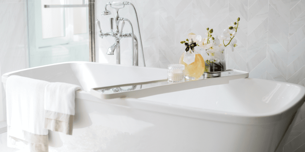 Bathroom Tub | Sunwood Home Builders and Remodelers