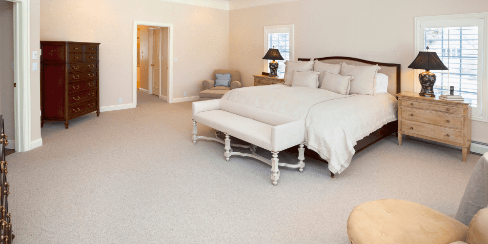 First floor master suite picture 