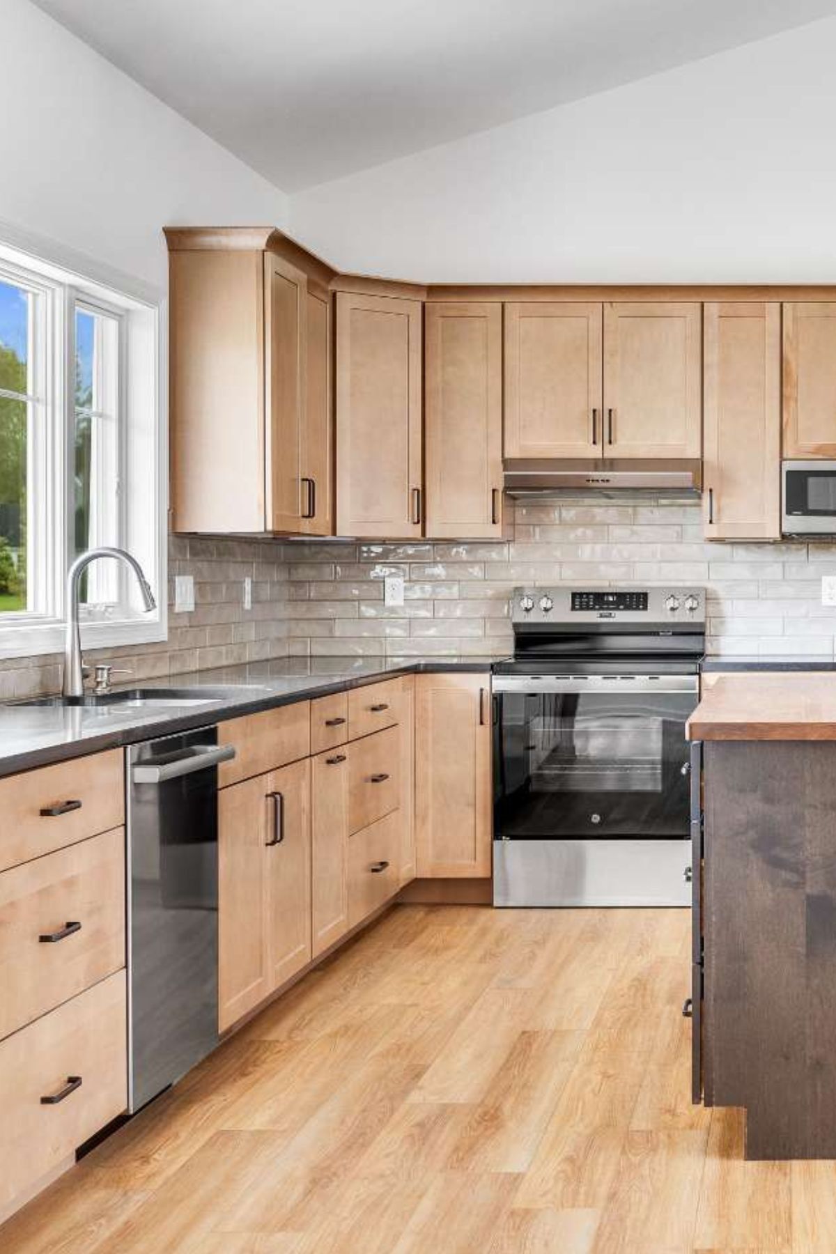 Custom Kitchen |  Sunwood 