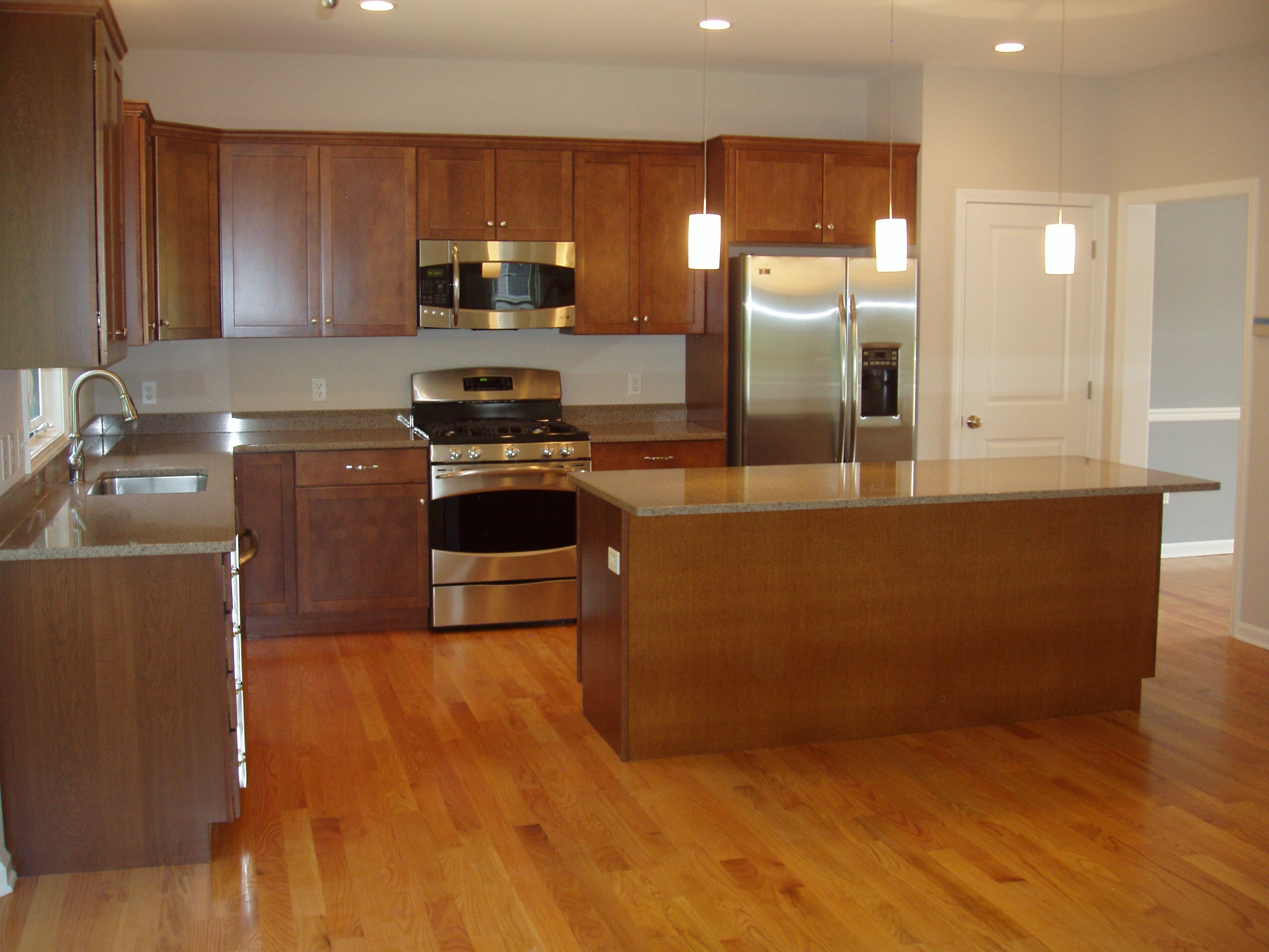 Lot_20_Similar_Kitchen.jpg